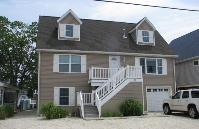 61 Albert Drive - 61 Albert Drive, Beach Haven West, NJ 08050