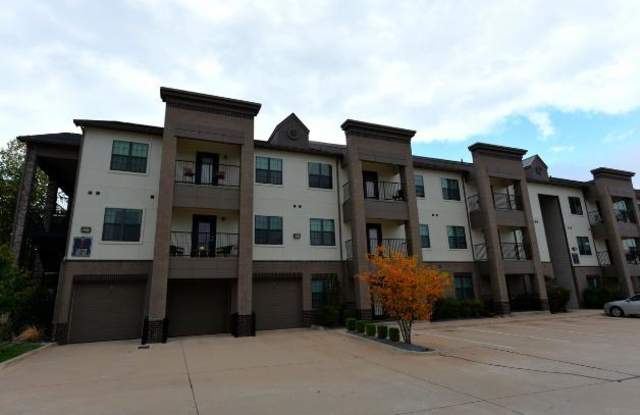 Legend V Apartments