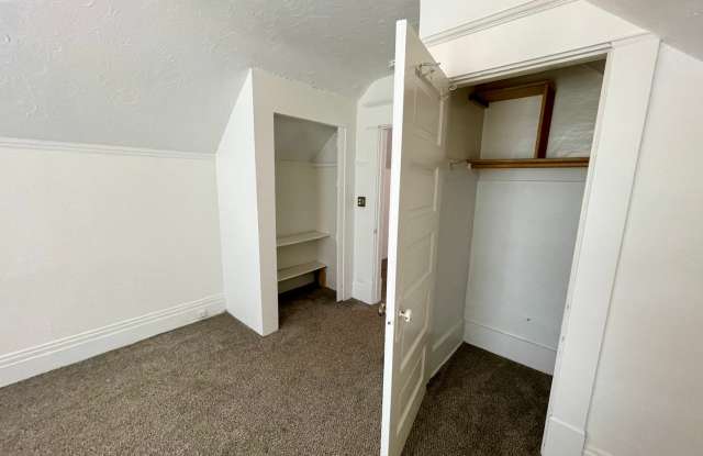 1125 W 11th Ave - 14 Unit