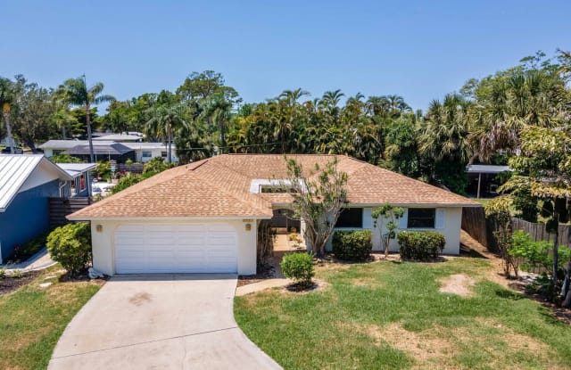 5808 Briarwood Ave - 5808 Briarwood Avenue, Sarasota County, FL 34231