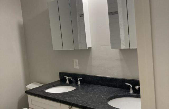 Photo of 178 Bowen St.