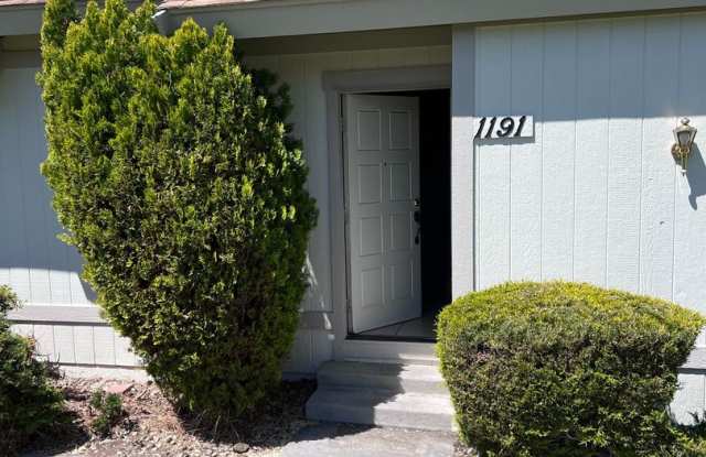 Photo of 1191 Rayburn Drive - Located off Kings Row!