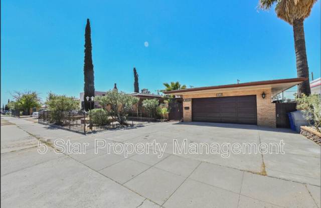 3030 Aurora Avenue