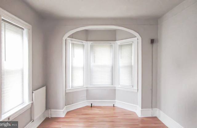 6700-2 KEYSTONE Street unit: 2Nd Fl, Rear