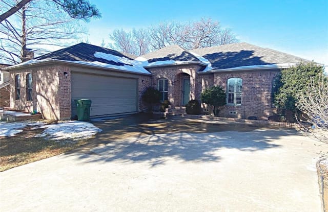 4919 Saddleback Road - 4919 Saddleback Road, Arlington, TX 76017