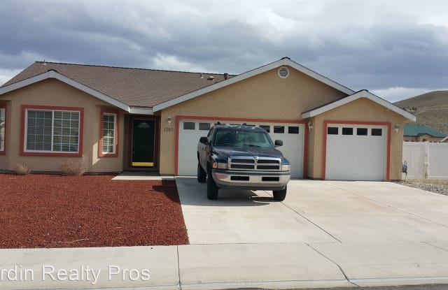 1393 Red Bluffs Wy - 1393 Red Bluffs Way, Fernley, NV 89408