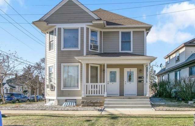 Photo of 17 S 4th Avenue unit: B