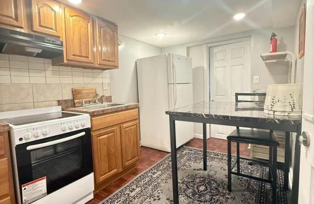 Photo of 7547 BEVERLY Road