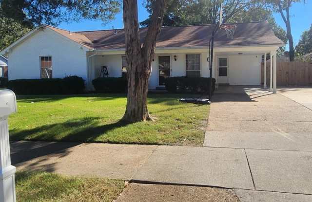 Photo of 6373 BARDSTOWN