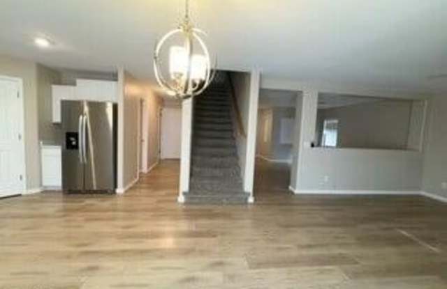 11549 W MOUNTAIN VIEW Road