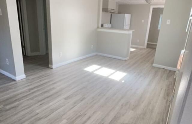 Photo of Washer/Dryer Hook-Ups