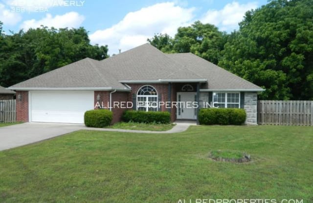 4924 Waverly - 4924 W Waverly Rd, Fayetteville, AR 72704