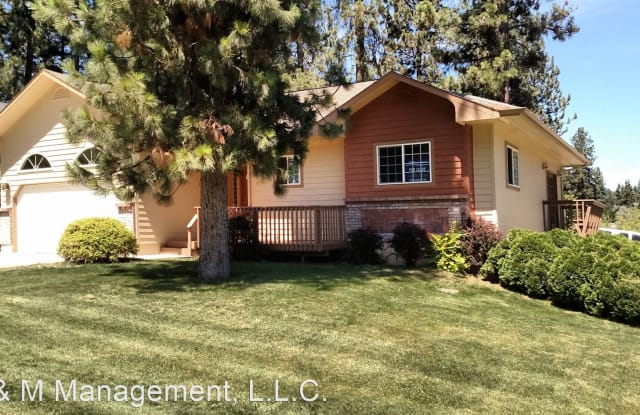 4915 E. Woodland Drive - 4915 East Woodland Drive, Post Falls, ID 83854