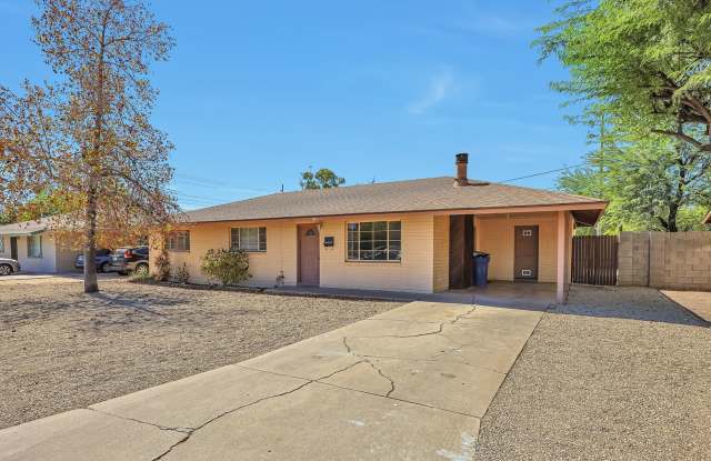WALK TO ASU. 6 Bed 4 Bath right near campus
