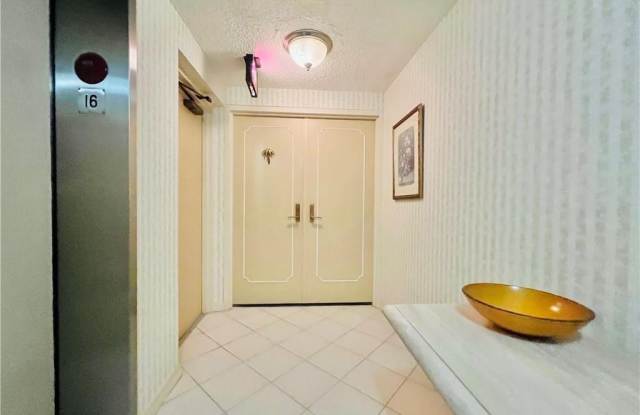 8750 S Ocean Drive unit: 1635