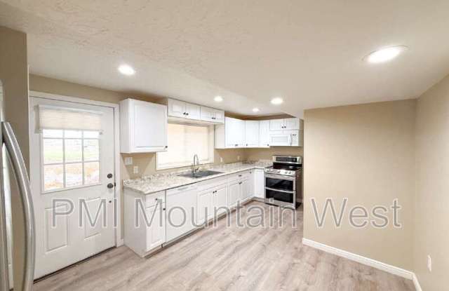 Photo of 678 S 650 W