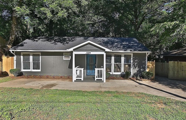 1239 Elizabeth Avenue SW - 1239 Elizabeth Avenue Southwest, Atlanta, GA 30310