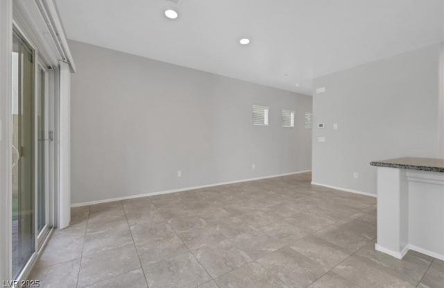 1123 Bobby Basin Avenue