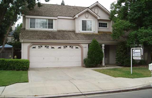 Photo of 1763 E. Goshen Avenue