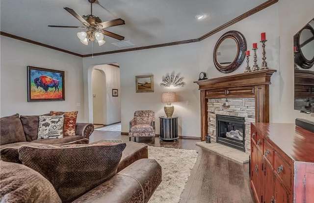 Gorgeous 3 Bed 2 Bath Home in Heart Of Oklahoma City! photos photos