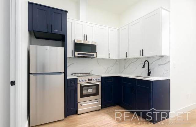 Photo of 1276 Jefferson Avenue