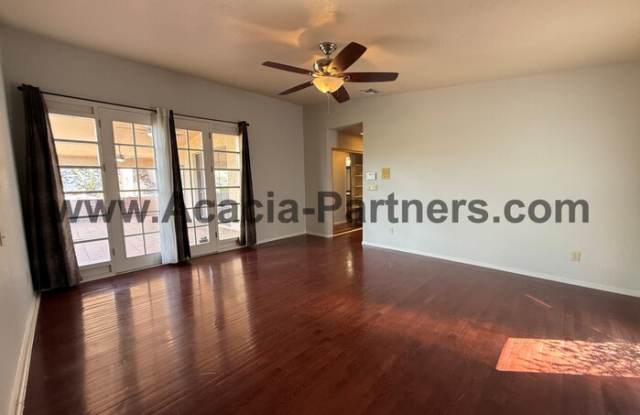 4221 North Summer Set Drive