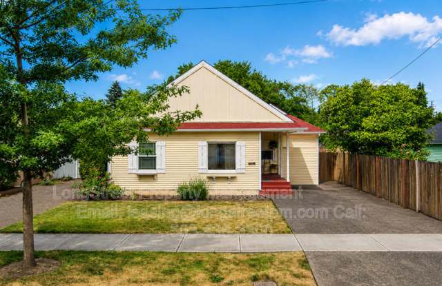 1231 Elm St NW