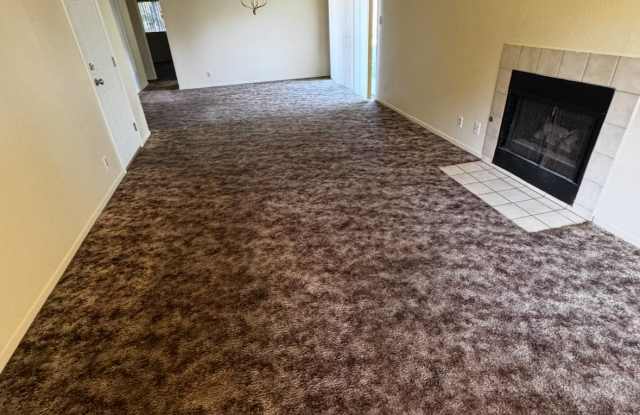 2745 Canyon Creek Dr