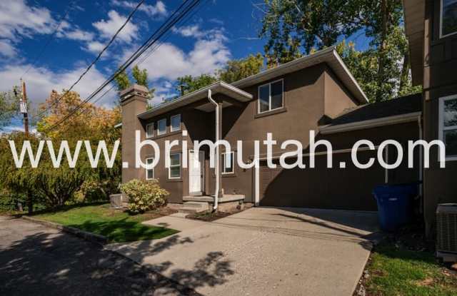 Photo of 1147 E. Garfield Ave. Unit B - 1