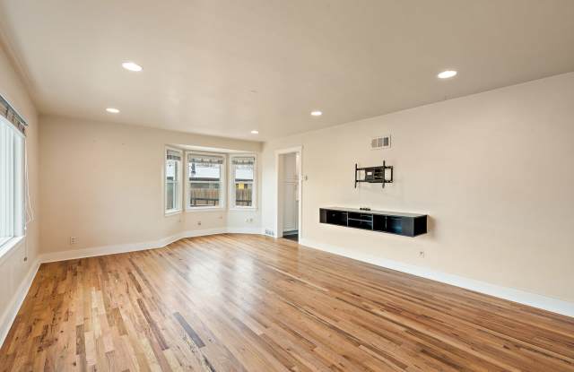 1218 South Roosevelt Street