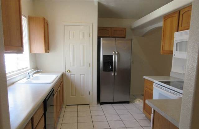 2721 Colorado Avenue