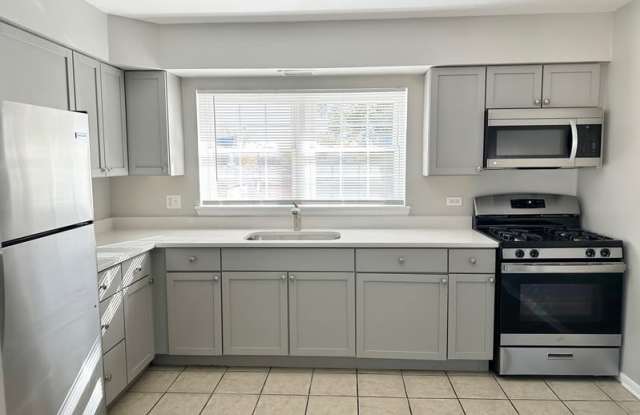 Photo of 9203 Monroe Ave