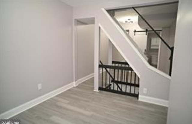 2544 DRUID HILL Avenue