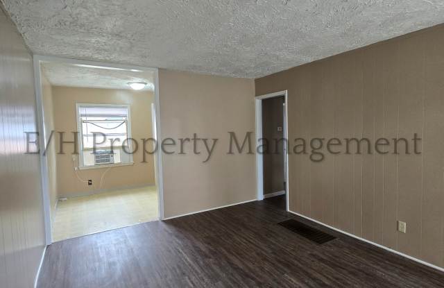 1611 South Martinson Street - 2