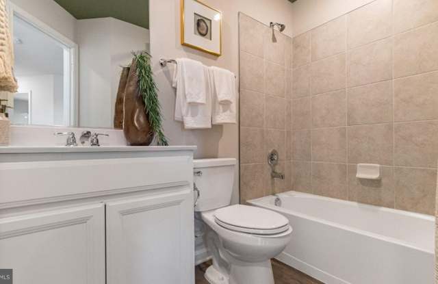 1237 CEDAR VALLEY ROAD