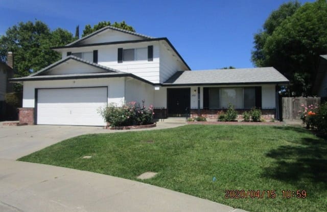 3229 DEERFIELD CT - 3229 Deerfield Court, Stockton, CA 95209