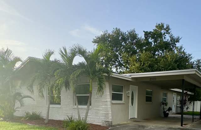 2370 Chaucer Street