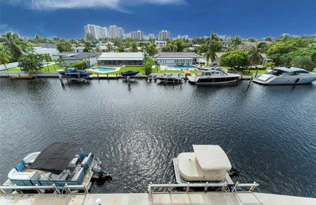Photo of 455 Paradise Isle Blvd