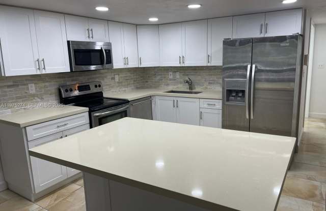 13037 Southwest 88th Lane