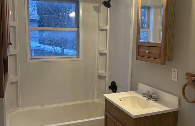 Photo of 253 S Greenwich Street unit: 2