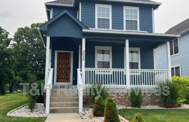 Photo of 2059 Ruckle Street