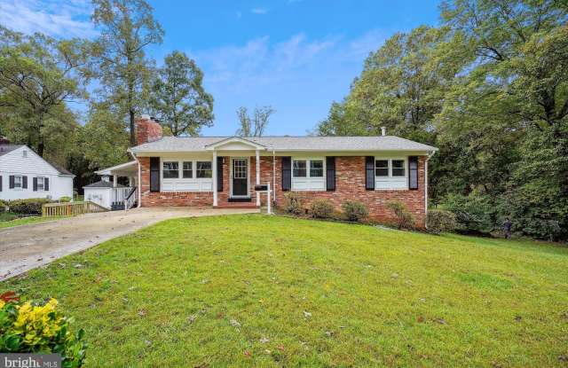 2226 WESTWOOD Place