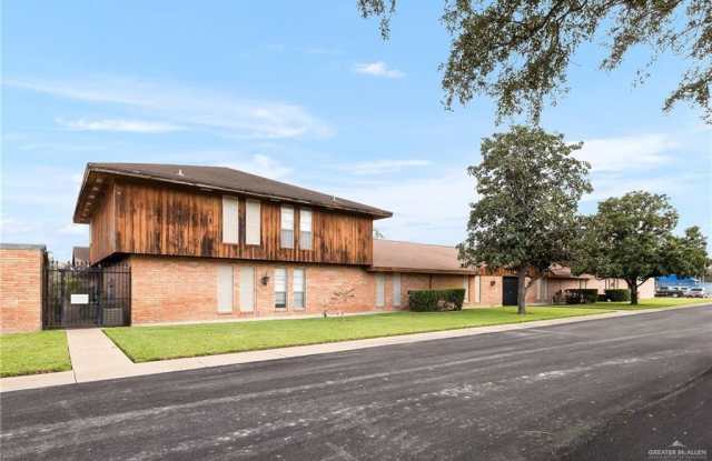 Photo of 415 S Westgate Drive unit: 22