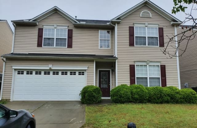 124 Jasper Point Dr - 124 Jasper Point Drive, Holly Springs, NC 27540