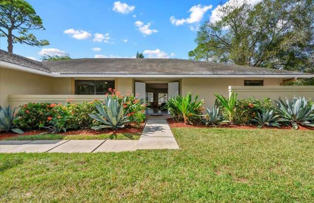 14955 Horseshoe Trce Trace - 14955 Horseshoe Trce, Wellington, FL 33414