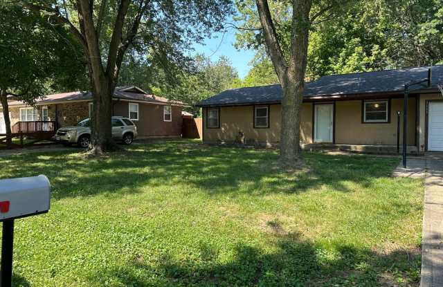 3 bed 2 bath 1 car garage in Bolivar!