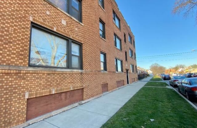 7152 Claremont - 7152 S Claremont Ave, Chicago, IL 60636