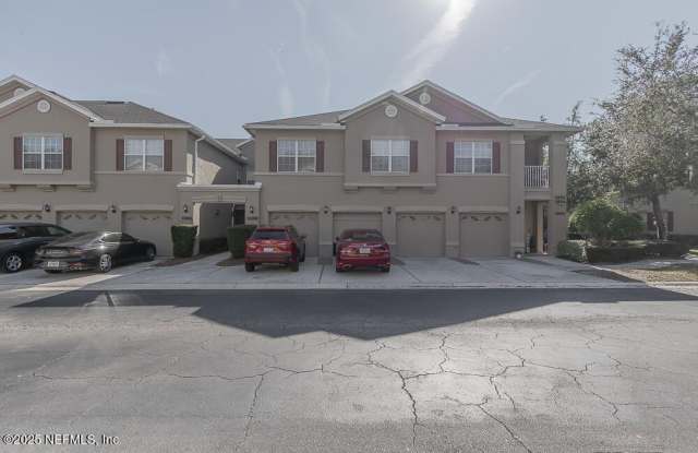 Photo of 3892 SUMMER GROVE Way N