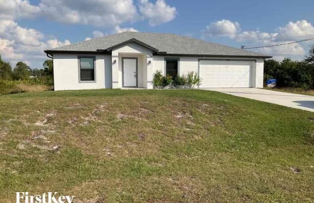 5402 Anita Avenue North - 5402 Anita Avenue North, Lehigh Acres, FL 33971