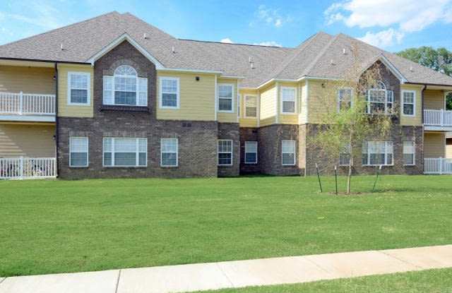 317 Royal Chartres Sq E Unit A21